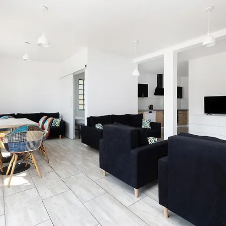 Len - Przy Samym Zejsciu Na Plaze Privatunterkunft