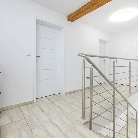 Len - Przy Samym Zejsciu Na Plaze Privatunterkunft *