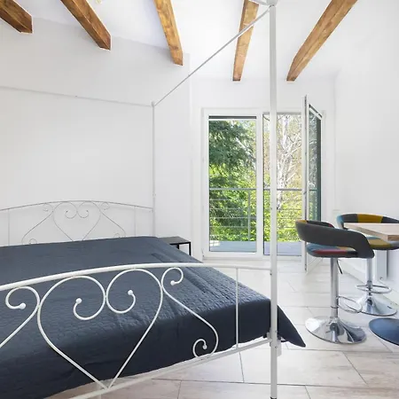 Len - Przy Samym Zejsciu Na Plaze Privatunterkunft