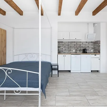 Len - Przy Samym Zejsciu Na Plaze Privatunterkunft