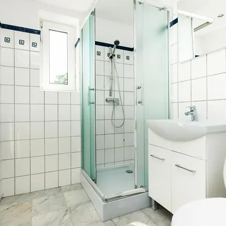 Privatunterkunft Len - Przy Samym Zejsciu Na Plaze Dziwnówek